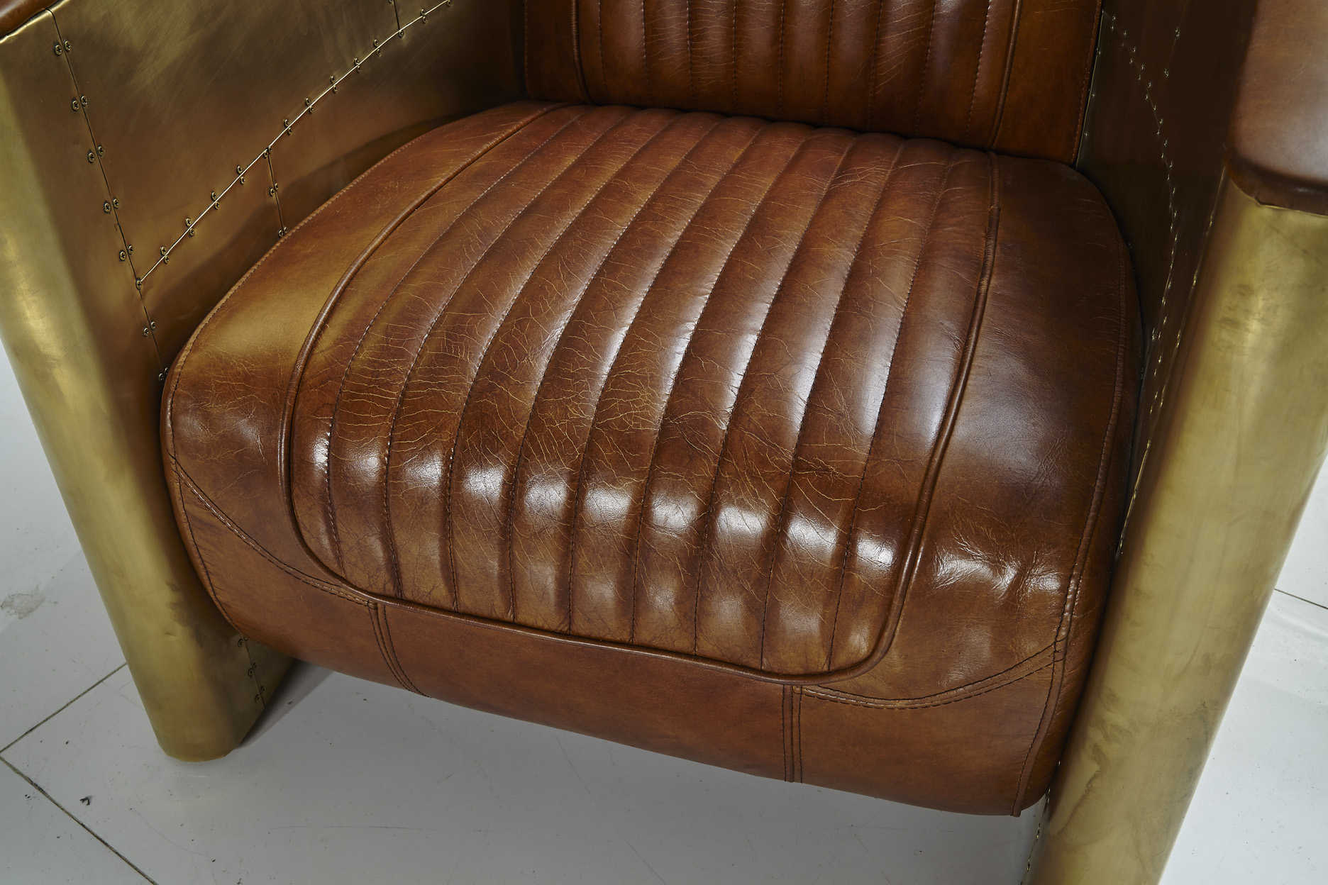 CHAIR C700