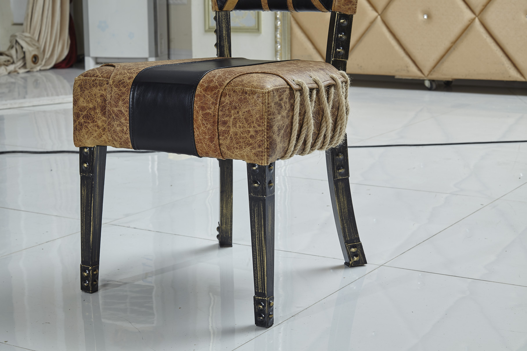 CHAIR C696