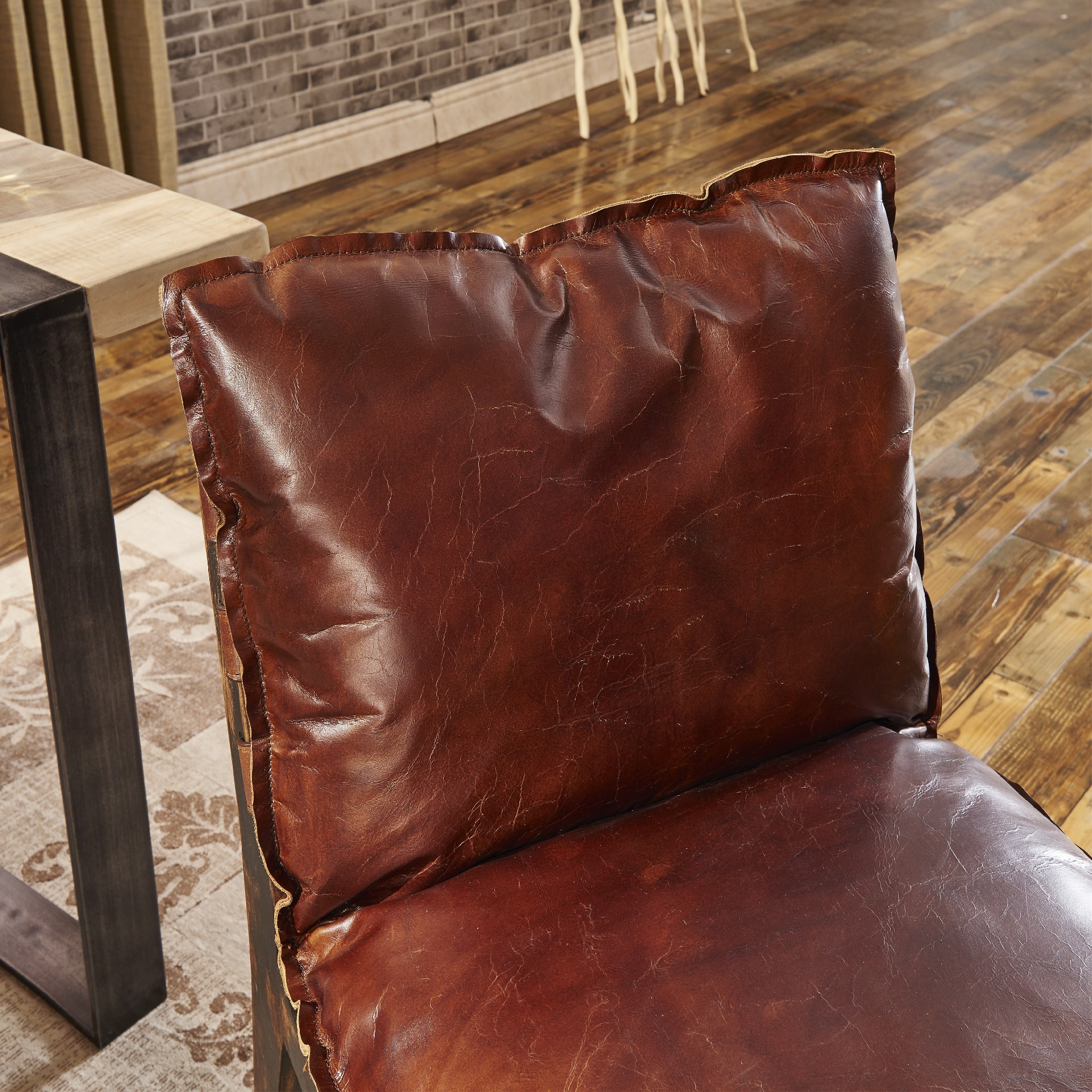 CHAIR C780
