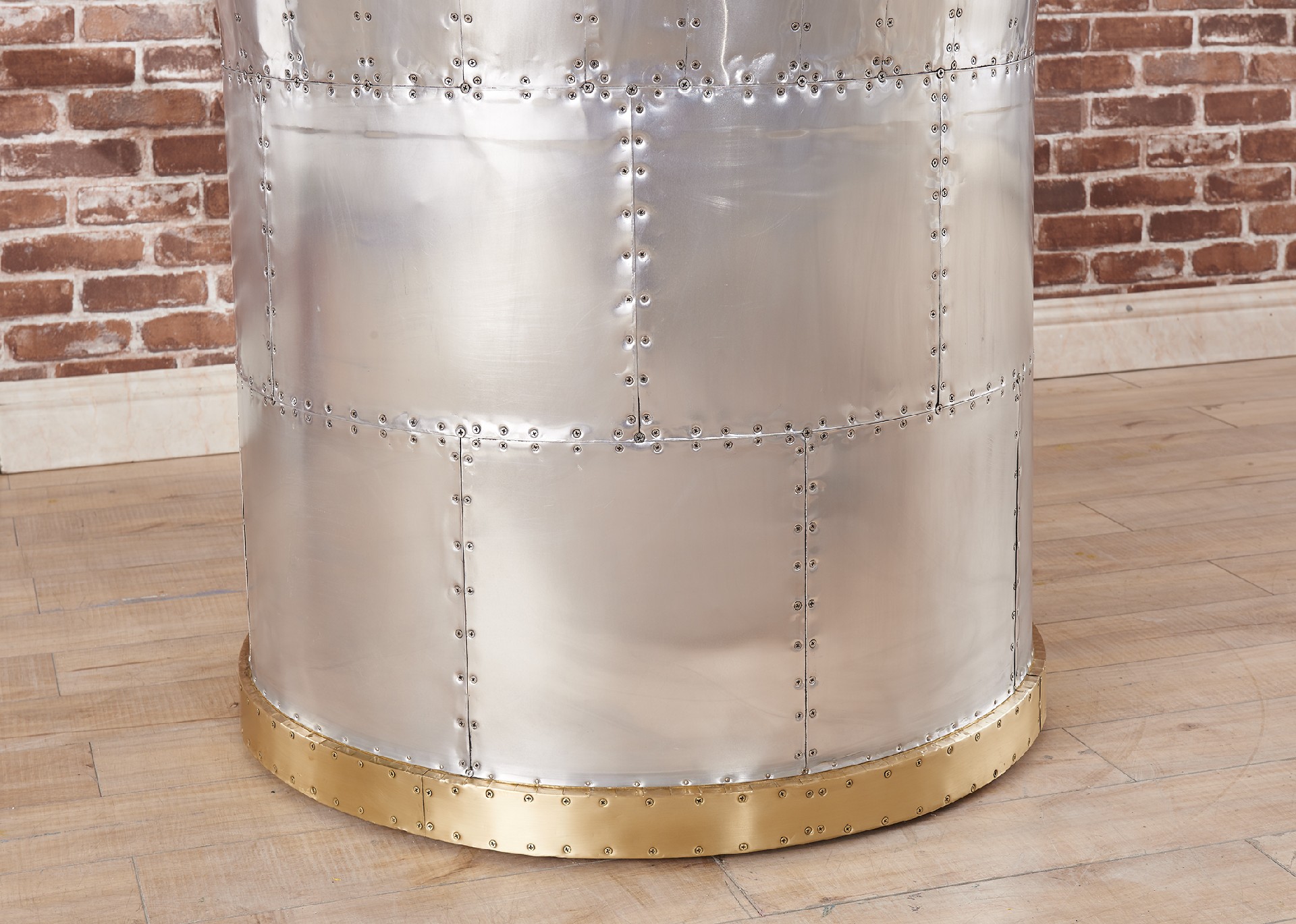 Bar Table T1069#